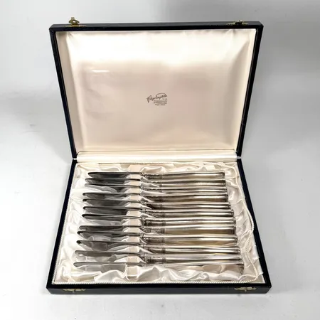 12 Bordsknivar Rosenholm GAB design Jacob Ängman längd 19,5cm silver 830/1000 Vikt: 755,7 g