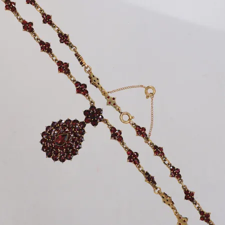 Collier med granater, längd 42cm, bredd 6,7-31,1mm, säkerhetskedja, gulmetall