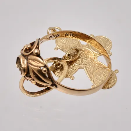 Diverse defekt guld, 14K, vikt 5,09g.