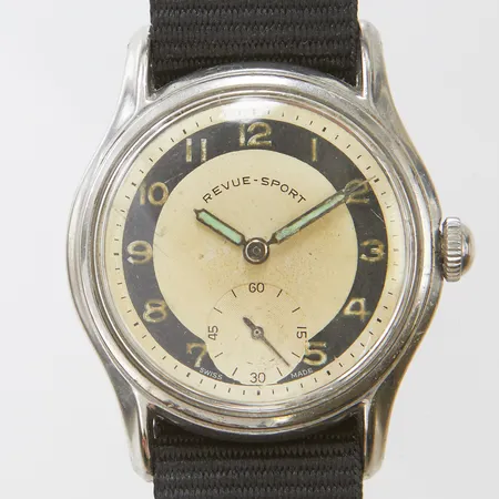 Herrur Revue-Sport, stål, manuell, 33mm, boettnr 402362, liten sekundvisare, natoband, slitage, inga tillbehör.