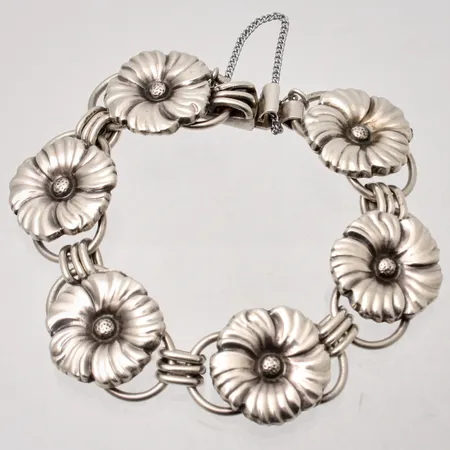 Armband i silver, 19cm, bredd 20,8mm, 830/1000, vikt 32,1g.