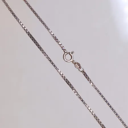 Kedja, längd 61cm, bredd 1,8mm, 925/1000 silver Vikt: 11,2 g
