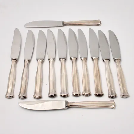 12st knivar i silver, 19cm, modell Birgitta, tillverkad av Mema, 830/1000, vikt 607g.