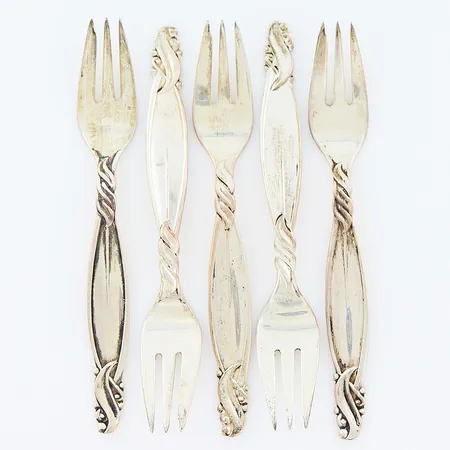 5 dessertgafflar 140mm, silver 925/1000. Vikt: 117,4 g