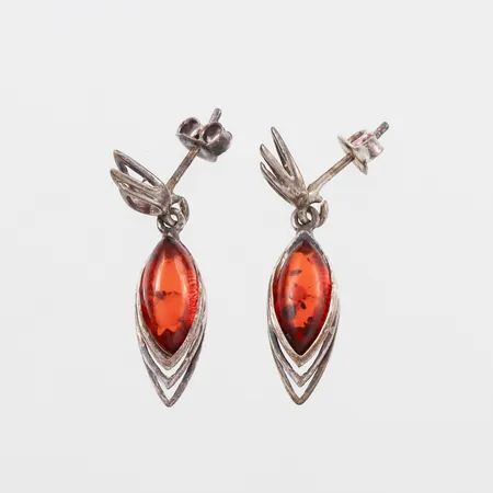 Örhängen paret med bärnsten,höjd ca 30 mm, Silver 830/1000. Vikt: 2,9 g