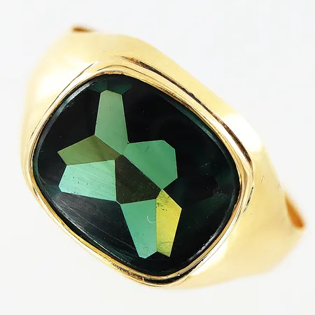 Klackring grön sten, stl 20¼, bredd 3,5-12,5mm, 18K Vikt: 3,9 g