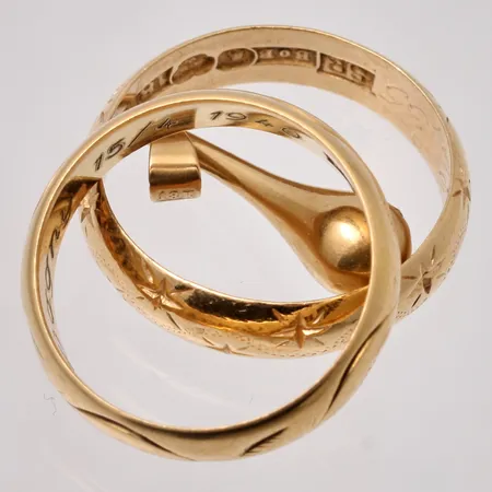 Diverse defekt guld, 18K, vikt 9,87g.