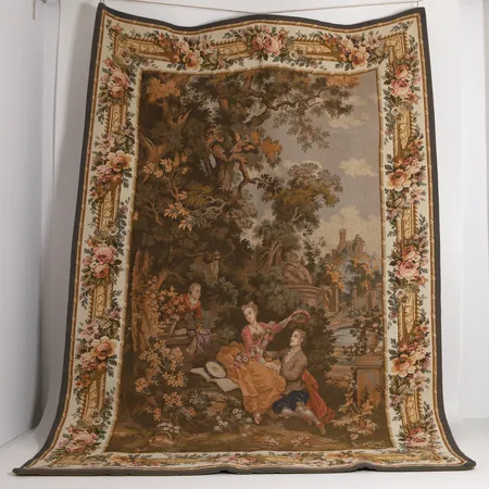 Gobeläng Panneaux Gobelins, 80x130 cm, JP Paris, Frankrike, 1900-talets senare hälft, inköpt på NK, Rokoko-motiv av kärlekspar Skickas med postpaket.