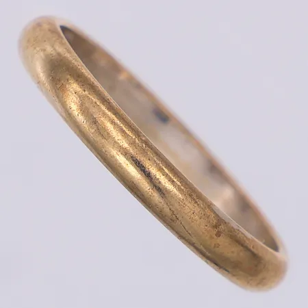 Ring stl 18¼, missfärgad, 18K Vikt: 3 g