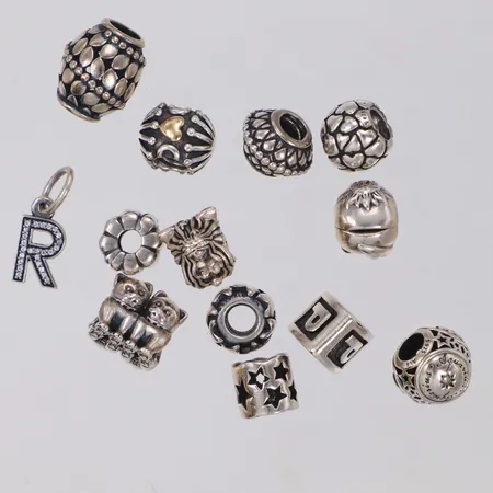 13 Berlocker, Pandora, ALE, originalask, Silver 925/1000 Vikt: 38,2 g