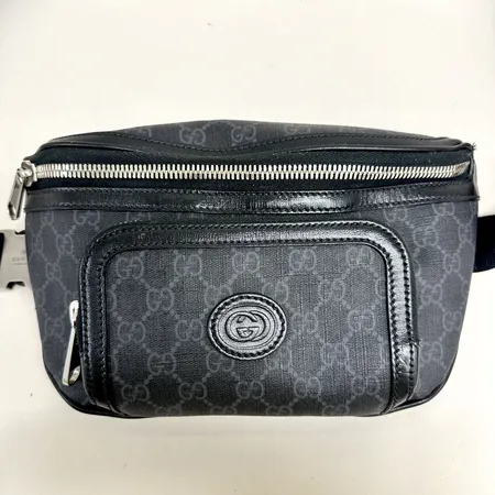 Midjeväska Gucci Ophedia beltbag, 15x28x8cm, serienr 7332400493492, monogramcanvas, svart läder, justerbar canvasrem, svart tygfoder, inga tillbehör, bruksskick