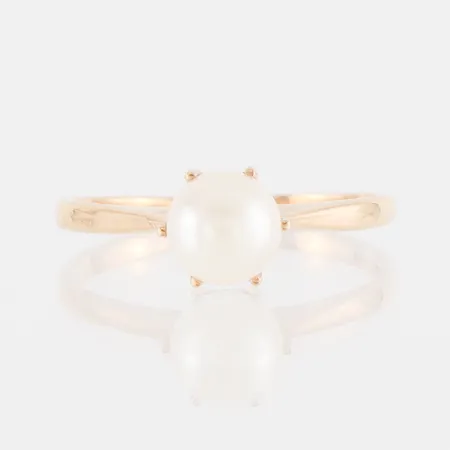 Ring med pärla, stl 17¼mm, bredd skena 1,4mm, 18k Vikt: 2,3 g