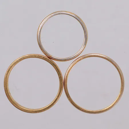 Diverse guld, personlig gravyr, 18K Vikt: 13,1 g