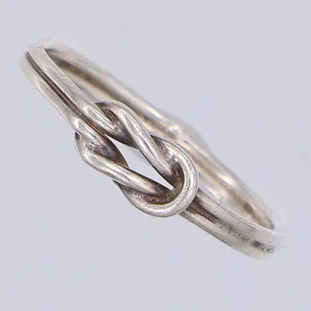 Ring knut stl 16, 800/1000 silver Vikt: 0,8 g