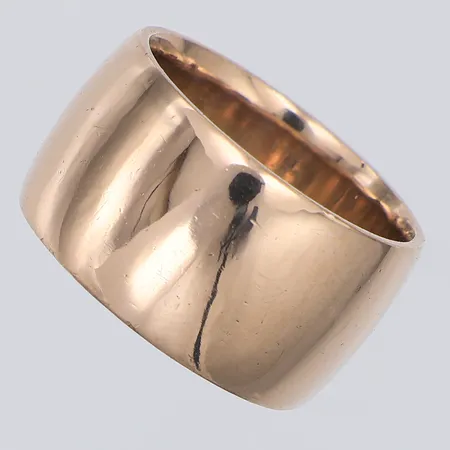 Ring Ole Lynggaard Love you, Design Charlotte Lynggaard, 18½, bredd 12,5mm, 18K, originaletui & ask Vikt: 20,6 g