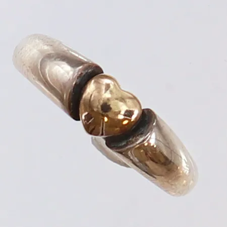 Ring stl 19, GHA, 925/1000 silver Vikt: 5,6 g