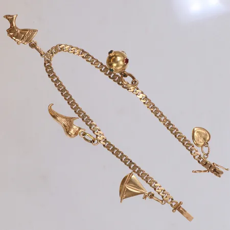 Armband med fem berlocker, längd 18,5cm, bredd 3,4mm, defekt, gravyr, 18K  Vikt: 11,9 g