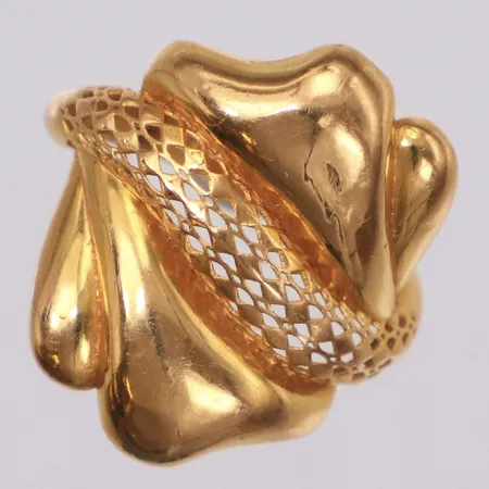 Ring, stl ca 18, bredd 23,5mm, skevheter, 21K Vikt: 3,3 g