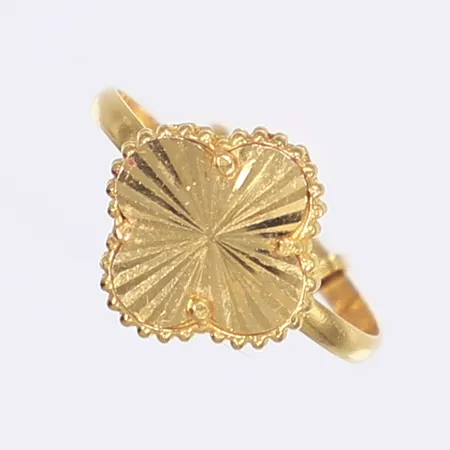 Ring reglerbar storlek bredd 3-10mm, OBS ej märkesvara, 21K Vikt: 3 g