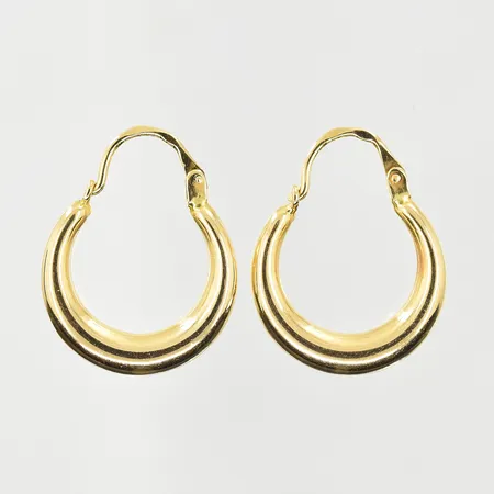 Ett par örhängen. Ø16 mm, 18K. Vikt: 1,8 g