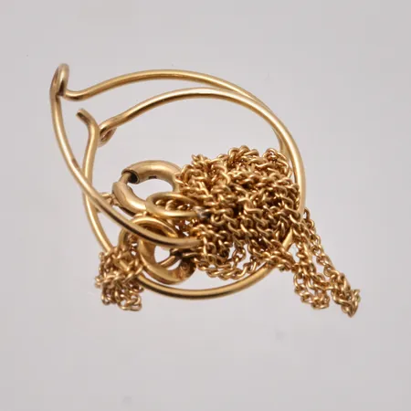 Diverse defekt guld, 18K, vikt 1,9g.