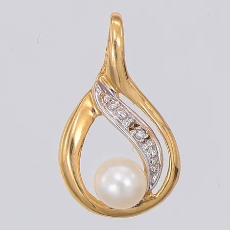 Hänge med pärla och diamant ca 0,005ct, 16,7mm, 18K Vikt: 0,6 g