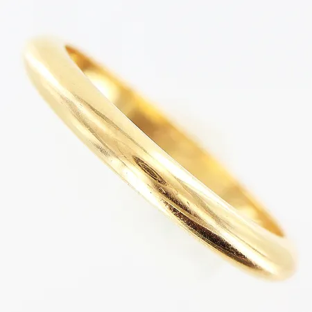 Ring slät, stl 18½, gravyr, 18K Vikt: 4,7 g