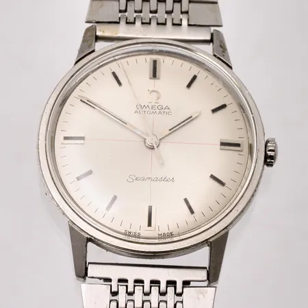 Herrur Omega Seamaster, Ø35mm, automatic, stål, cal 552, verk-nt 23794642, boett-nr 165002, armband i stål med viklås, box.