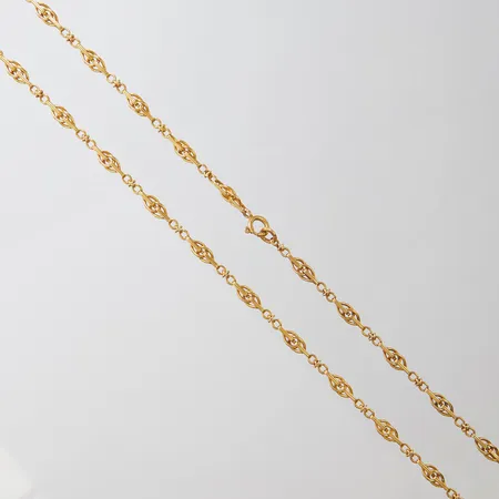 Kedja, längd: ca.121cm, bredd: 4,5mm, svenska stämplar, 18K Vikt: 41,1 g