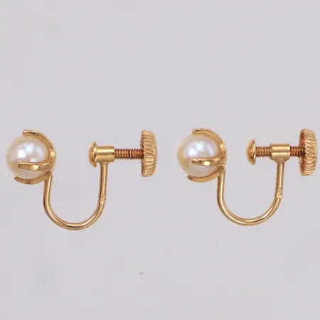 Ett par örhängen, Ø5,1mm, skruvlås, 18K Vikt: 1,8 g