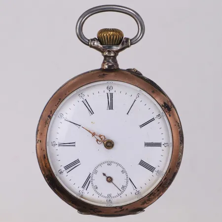 Fickur, Ø48mm, nr 3655, defekt, 800/1000 silver. Bruttovikt 80,4g