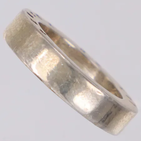 Ring, Pencez du moy, design Efva Attling, stl 17, bredd 4,9mm, höjd 3,2mm, repor, 925/1000 silver Vikt: 10,1 g