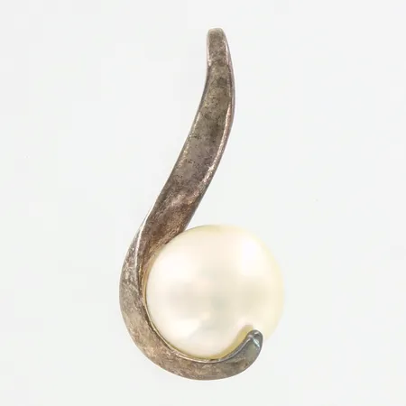 Hänge med odlad pärla Ø11mm, 27mm, silver 925/1000 Vikt: 4 g
