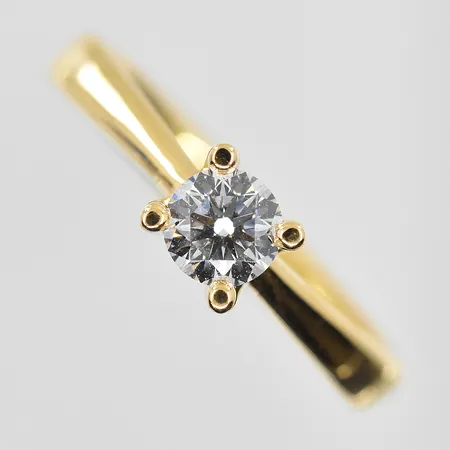 Ring med diamant 0,34ct TW/SI stl:16½, V11/2019, bredd 3-5 mm, 18K. Vikt: 3,8 g
