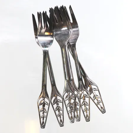 6 Dessertgafflar, 14cm, 830/1000 silver Vikt: 108,5 g