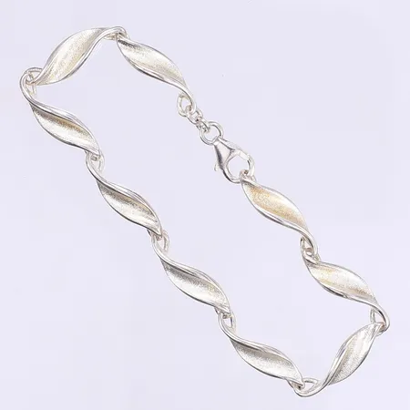 Armband vågig dekor 19cm bredd 5mm silver 925/1000 Vikt: 9,1 g