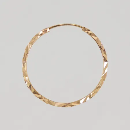 Udda örhänge Ø26,5mm, bredd 1,4mm, ostämplad, 18K,  Vikt: 1 g
