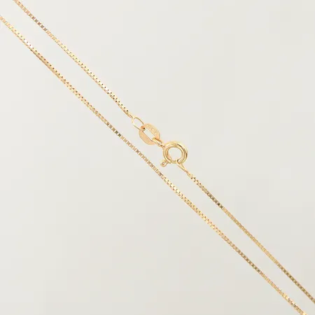 Kedja Venezia längd 41,5cm bredd 0,7mm något skev 14K  Vikt: 1,5 g