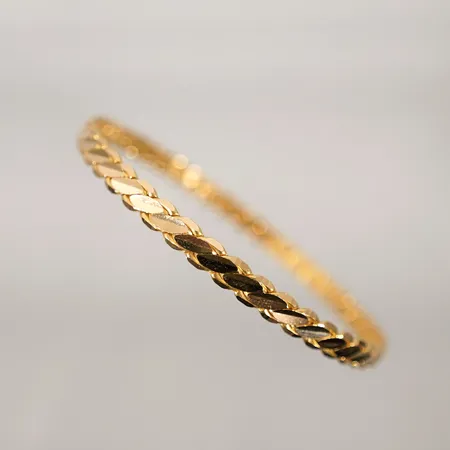 Armring Ø67mm bredd 5,25mm 22k Vikt: 20,5 g
