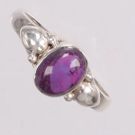 Ring stl:18½ lila sten silver 925/1000 Vikt: 2,8 g