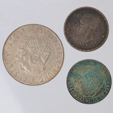 3 Mynt Gustaf VI Adolf 5 kr & 1kr, Gustaf V 1kr, 400/1000 silver Vikt: 32 g