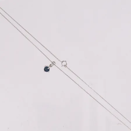 Kedja ankarlänk längd 42cm bredd 0,5mm med hänge blå safir längd 1cm vitguld 18K Vikt: 2,1 g
