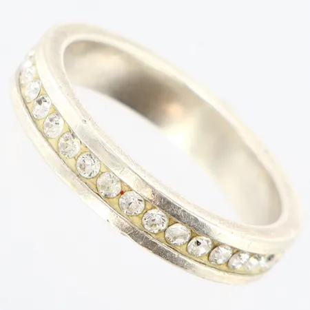 Ring med stenar Guldfynd stl:18, saknar stenar, silver 925/1000 Vikt: 3,6 g