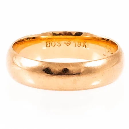 Ring slät stl:17 bredd 4,8mm höjd 1,4mm, gravyr, 18K 4,6g. 