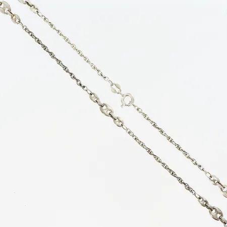 Collier längd 39,5cm bredd 2-5mm, silver 925/1000. Vikt: 5,4 g