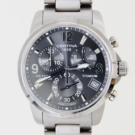 Herrur Certina DS Podium titan quartz ref-nr:536.7129.12.66 serie-nr:RKP-BC-12361 Ø40mm datum safirglas kronograf titanlänk två extra länkbitar, något repig boett samt länk, manual box