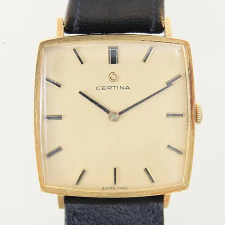Herrur Certina 18K manuell ref-nr:4010159 serie-nr:764895 Ø29mm plexiglas, läderband med slitage, boett med mindre repor, inga tillbehör