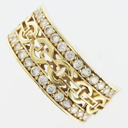 Ring vita stenar stl:18, bredd 2,5-8,5mm, 18K Vikt: 3,8 g