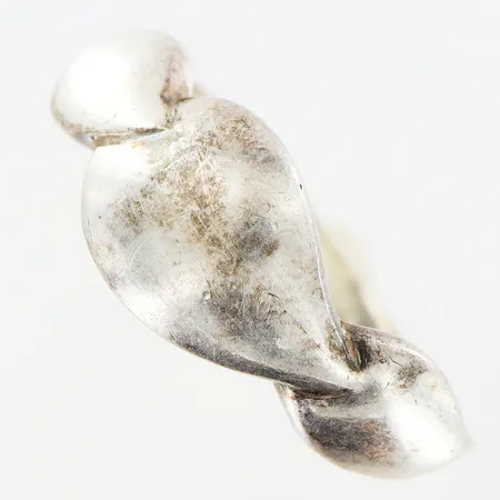 Ring Guldfynd stl:18 bredd 2-8mm, repor, silver 925/1000 Vikt: 3,8 g