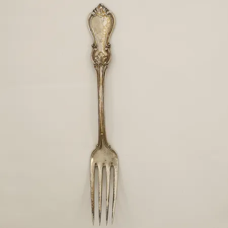Bordsgaffel längd 21cm tillverkad år 1902 silver Vikt: 71,7 g